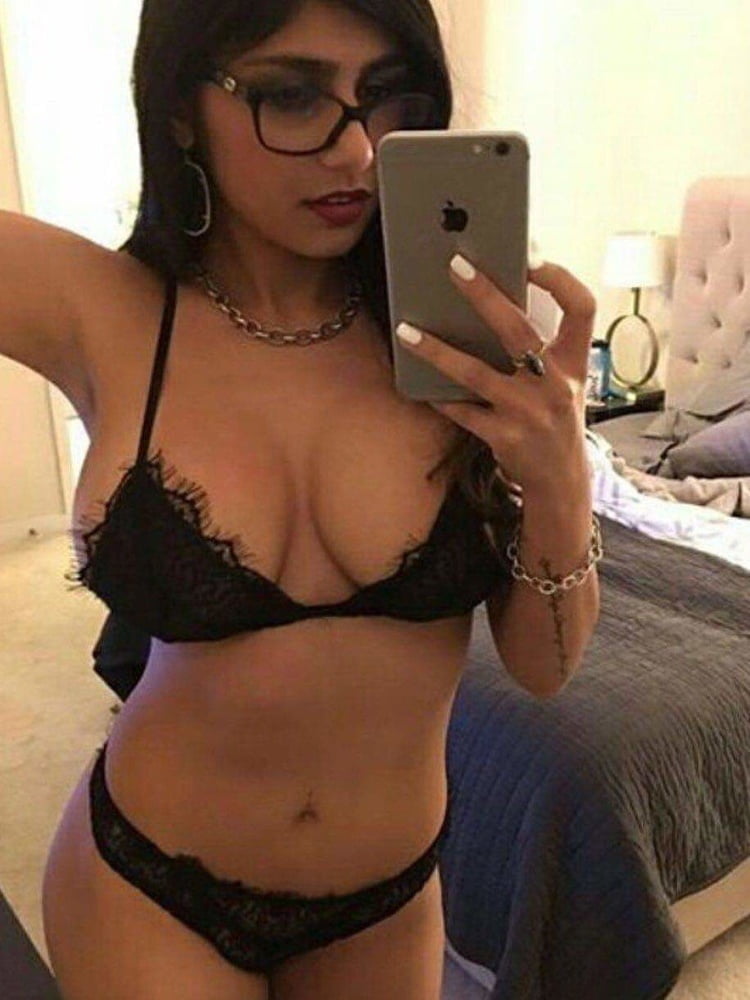 Mia Khalifa homemade porn
